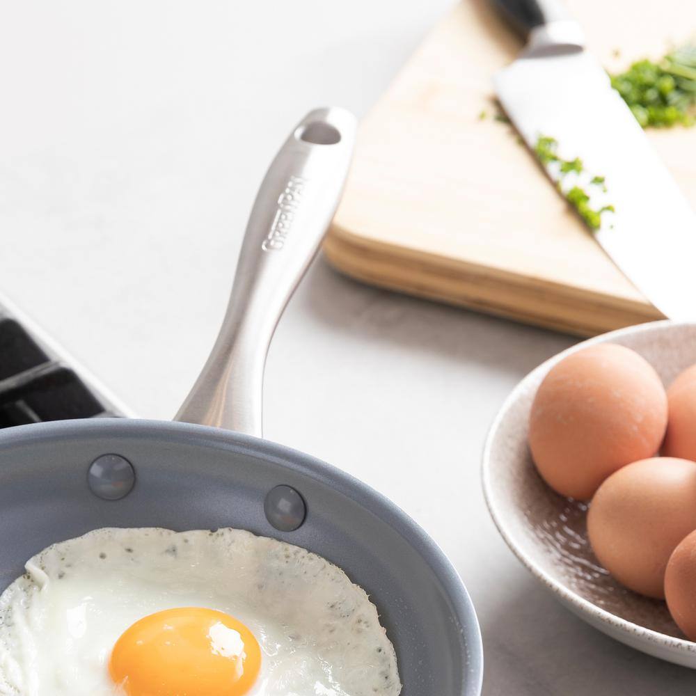 8" Gray Aluminum Ceramic Nonstick Fry Pan with Stainless Steel Handle