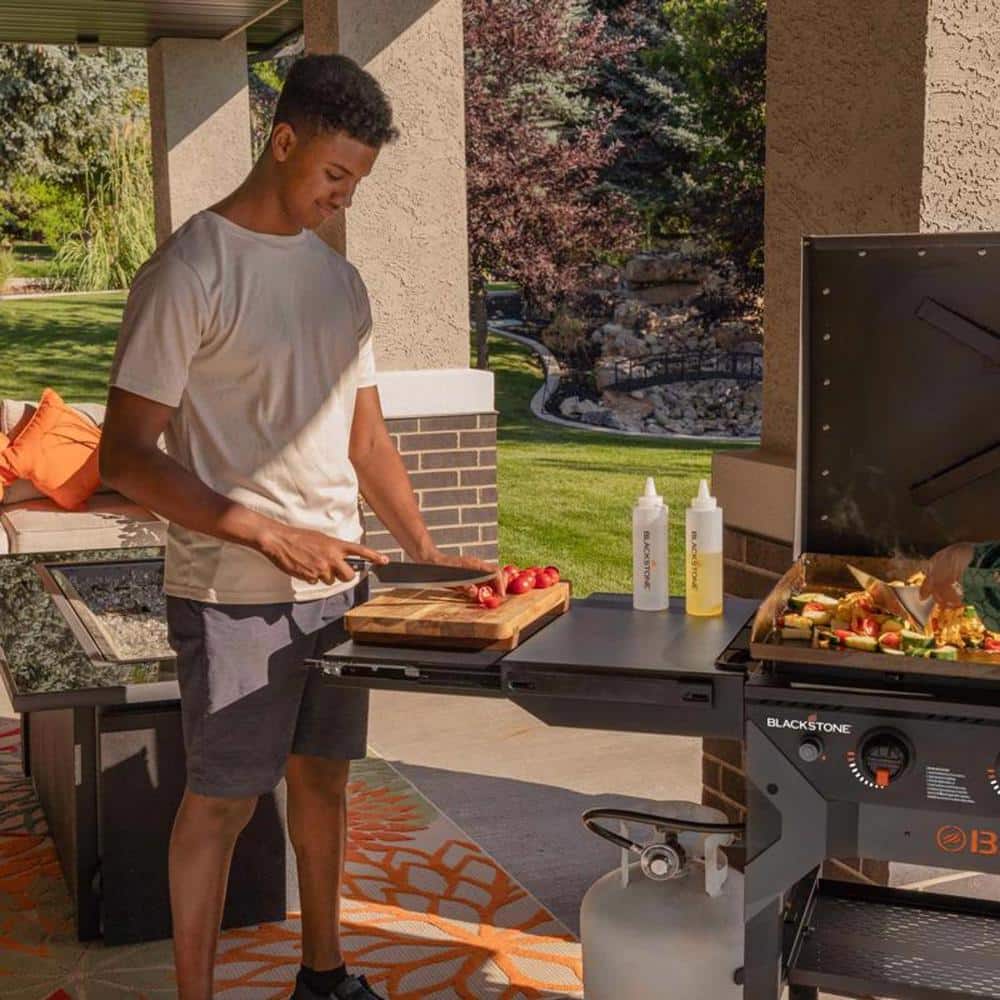 Black 36" Propane Gas Outdoor Griddle with Hood