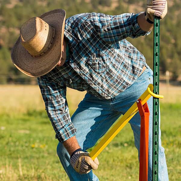 Orange/Yellow Steel T-Post Puller, Ratchet-Action T-Post Remover
