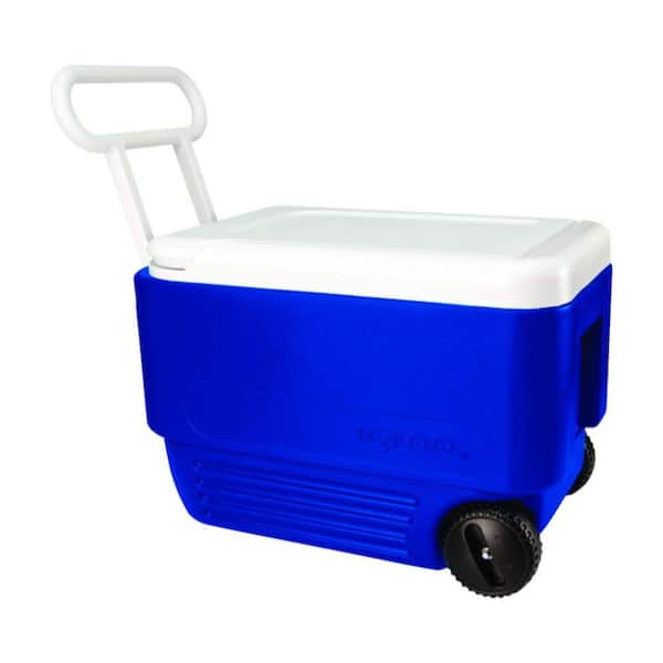 IGLOO Wheelie Cool Cooler 38 qt. Blue