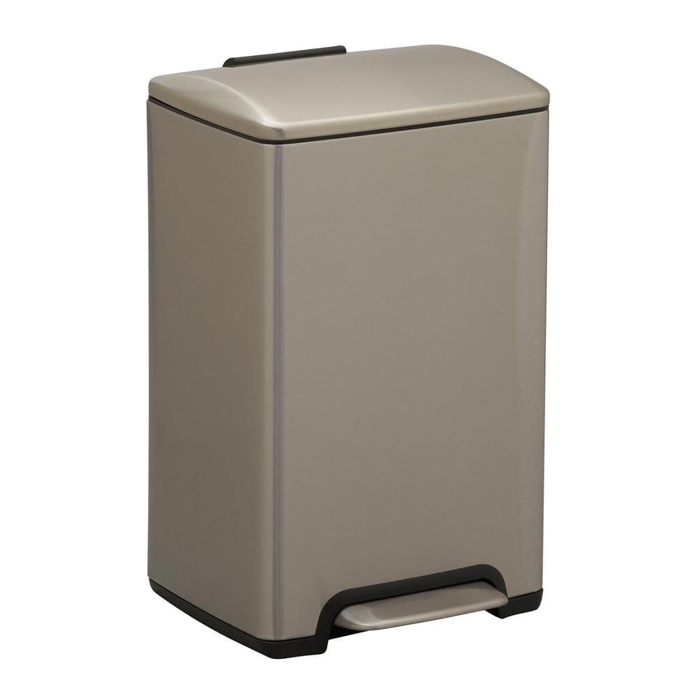 Steel Trash Can 3.1 Gallon Round Step Bathroom Trash Can Outdoor