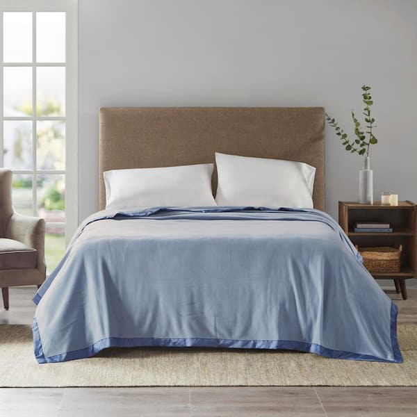 90 in. x 90 in. Blue Polyester Full/Queen Anti-Pilling Blanket, Microfleece Ultra-Soft Throw for All Seasons, AC Rooms