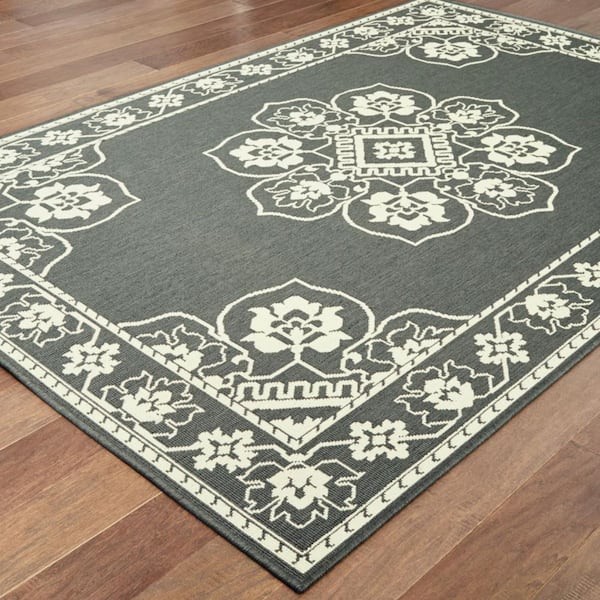 Gray, Ivory 5 ft. x 8 ft. Loomed Oriental Polypropylene Rectangle Indoor/Outdoor Area Rug