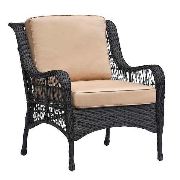 ITOPFOX Outdoor Garden Chair Khaki Metal Outdoor Hand-woven Rattan Lounge Chair with Beige Cushion