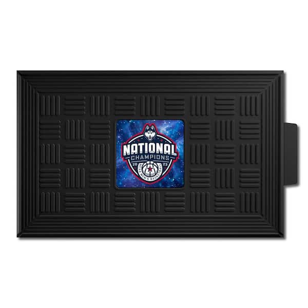 FANMATS University of Connecticut NCAA Men's Basketball National Championship Logo Heavy Duty Vinyl Medallion Door Mat