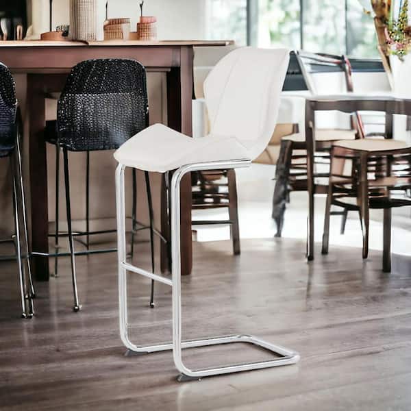 HomeRoots 26 in. White Low Back Metal Bar Chair with Wood Seat Set of 4