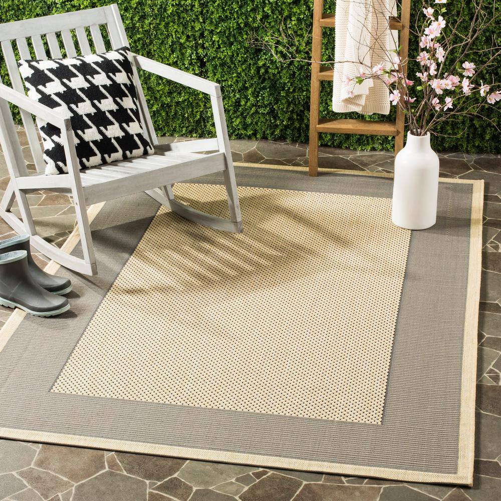 Elegant Grey and Cream Indoor/Outdoor Synthetic Area Rug, 2' x 3'7"