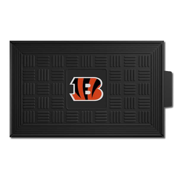 FANMATS NFL Cincinnati Bengals Photorealistic 20.5 in. x 32.5 in Football  Mat 5693 - The Home Depot