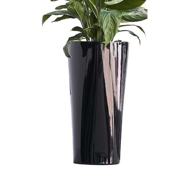 XBRAND 22.4 in. H Black Plastic Self Watering Indoor Outdoor Triangle Planter Pot w/Glossy Finish, Tall, Decorative, Home Decor