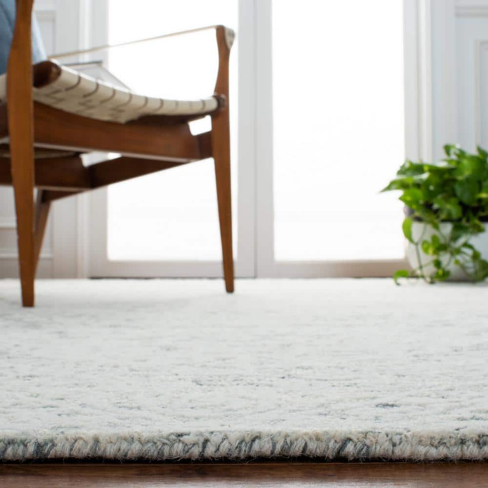 Gray 8' x 10' Handmade Tufted Wool Area Rug