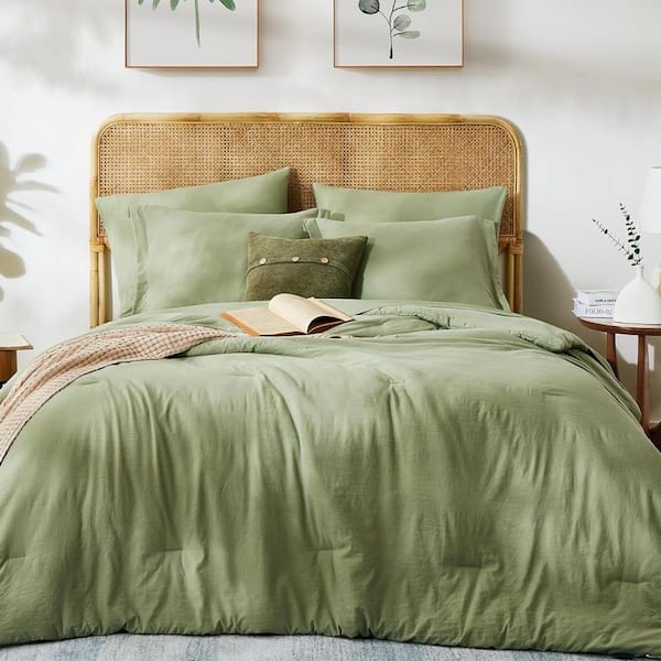7-Piece Sage Green Queen Size Soft Bed-in-a-Bag Comforter Set, All Season