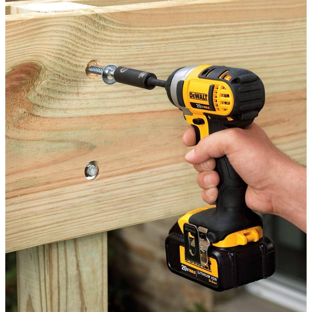 DEWALT 20V MAX Cordless Drill and Impact Driver Combo Kit with Batteries and Charger