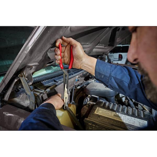 Milwaukee Long Nose Pliers Set with Hose Grip and Slip Resistant