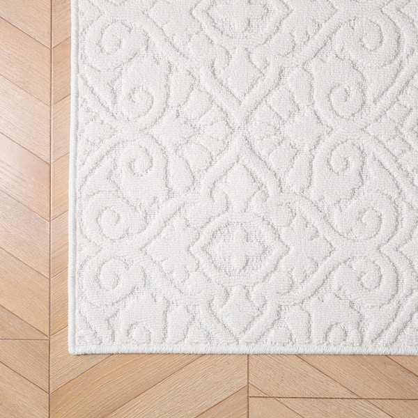 Feya Solid Ivory 2 ft. x 5 ft. Medallion 2-Piece Rug Set