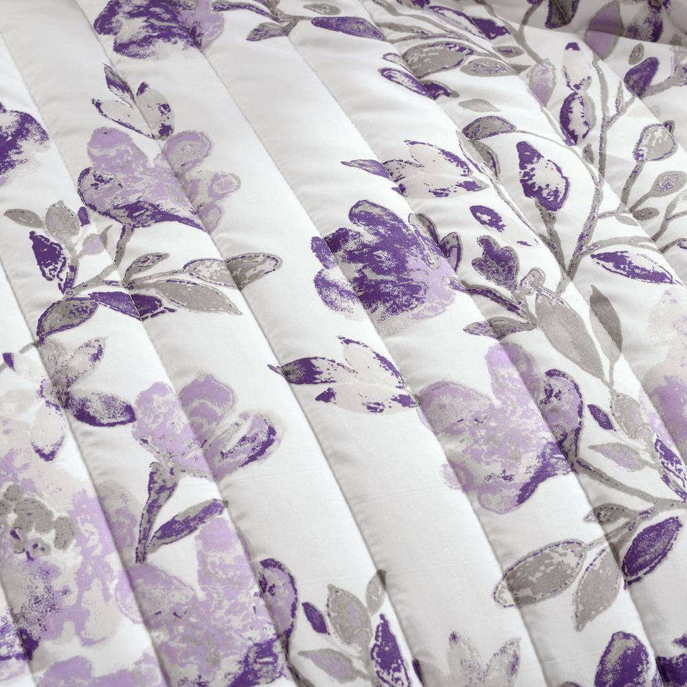 King Navy and White Reversible Microfiber Floral Quilt Set