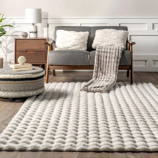 【新品未開封】VAULTROOM LOGO RUG Kaws Figure Pop Art Style Area Rug, Hypebeast Decor, Sneaker