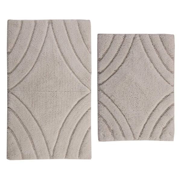 CASTLE HILL LONDON 17 in. x 24 in. and Ivory 21 in. x 34 in. Diamond Bath Rug Set (2-Piece)