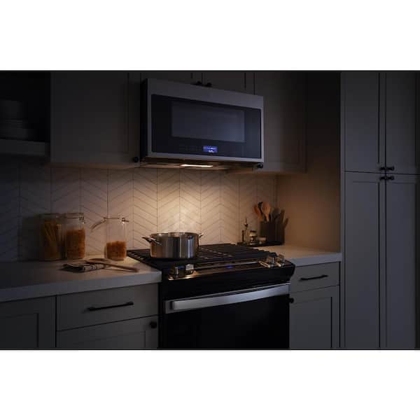 https://images.thdstatic.com/productImages/2c796bec-31be-4860-a906-6a98b0622f8e/svn/fingerprint-resistant-stainless-steel-whirlpool-over-the-range-microwaves-wmh78519lz-76_600.jpg