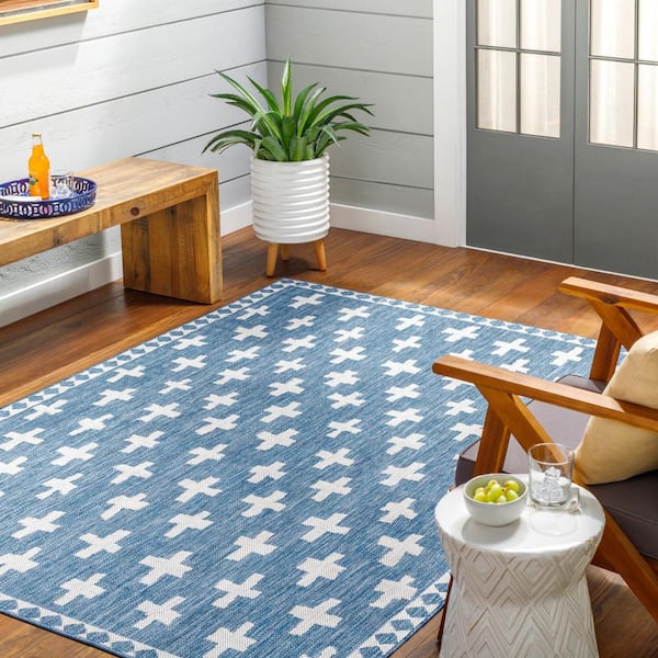 https://images.thdstatic.com/productImages/2c893f38-26a3-550f-b2bf-d2152e2466a0/svn/blue-artistic-weavers-outdoor-rugs-lbh2363-537-31_600.jpg