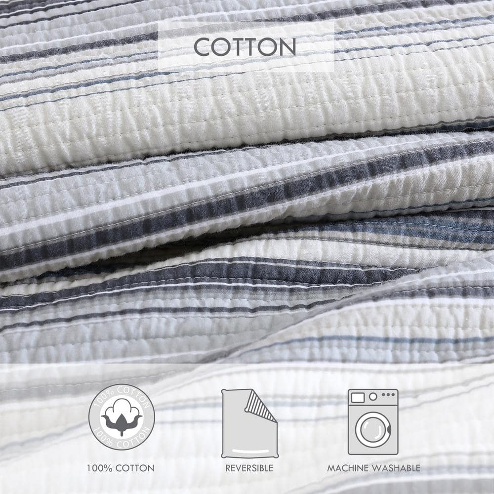 Fresno Blue Cotton Reversible Full Quilt Set with Pillow Cover