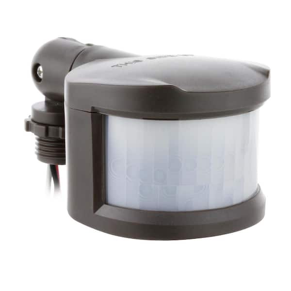Commercial Electric Weatherproof Motion Security Floodlight Sensor in Bronze