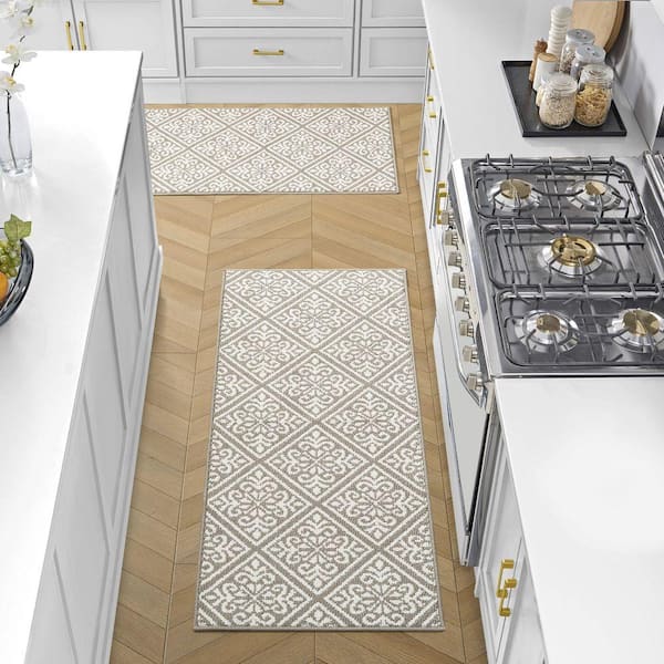 Laura Ashley Austell 2-Tone Linen/Ivory 2 ft. x 5 ft. Geometric
