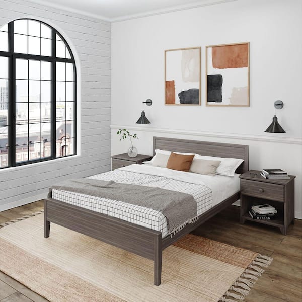 Classic Brown Solid Wood Frame Queen Panel Bed