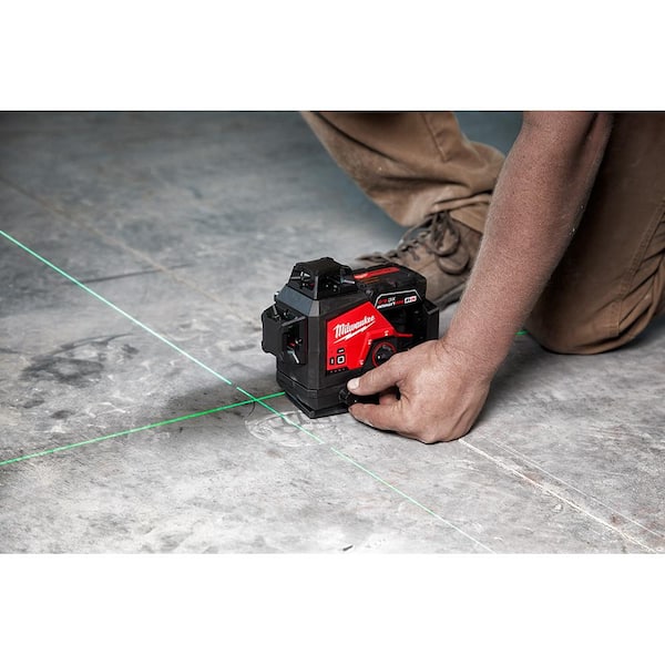 Kit livella laser Milwaukee M12 3PL a 3 linee verdi con accessori