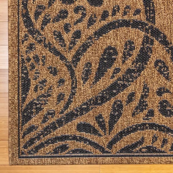 8 ft. Border Indoor/Outdoor Area Rug 