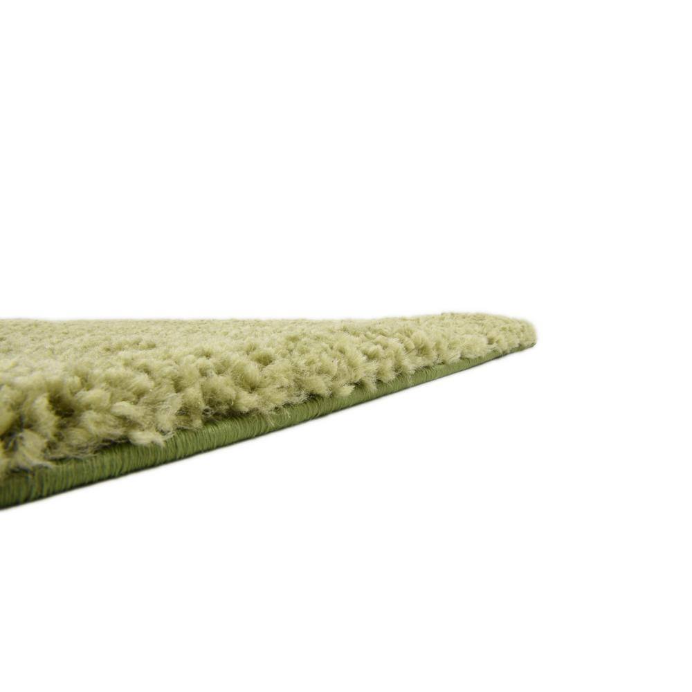 Calabasas Light Green 5' x 7' Plush Shag Area Rug