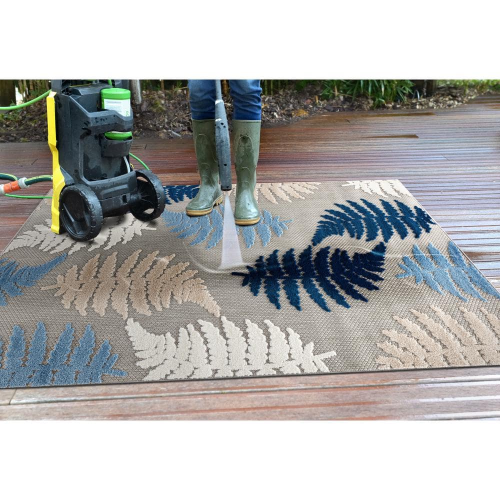 Seville Blue and Beige Floral Synthetic Indoor/Outdoor Rug