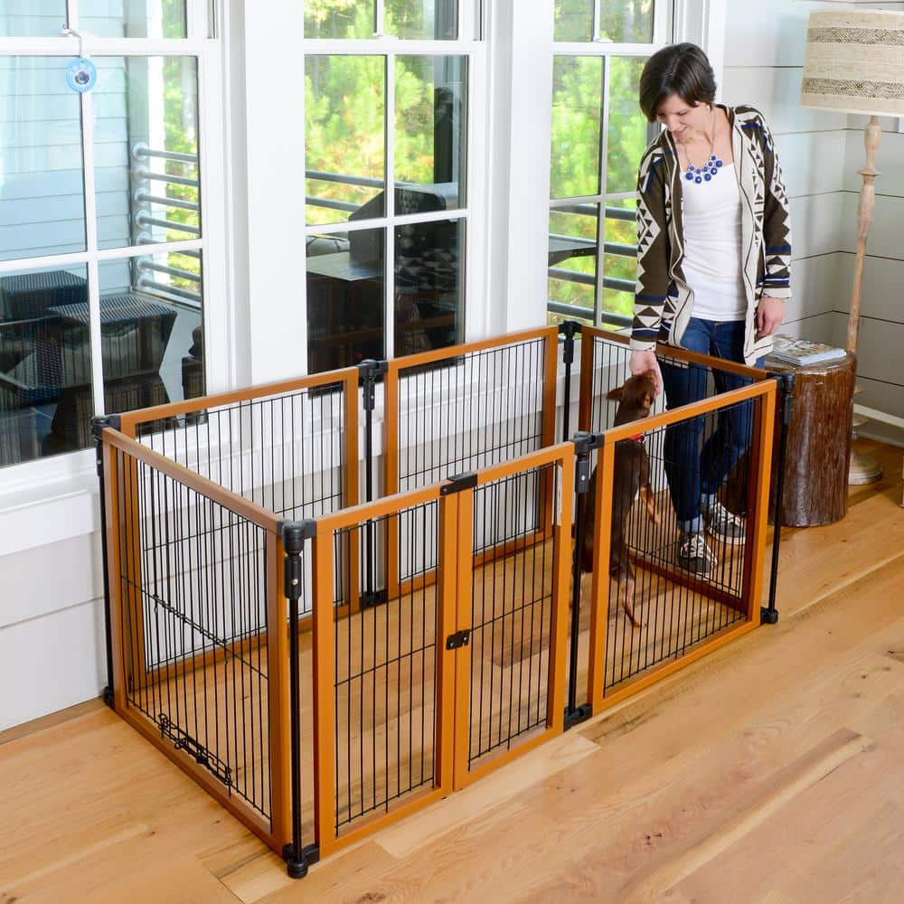 Expandable Freestanding Medium Pet Gate with Wood and Metal Frame