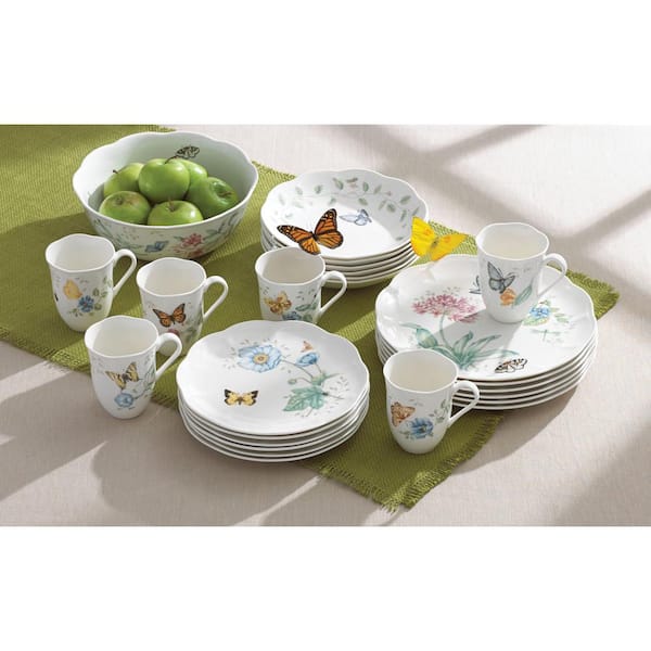 Butterfly Meadow 18-Piece Casual White Porcelain Dinnerware Set (Service for 6)