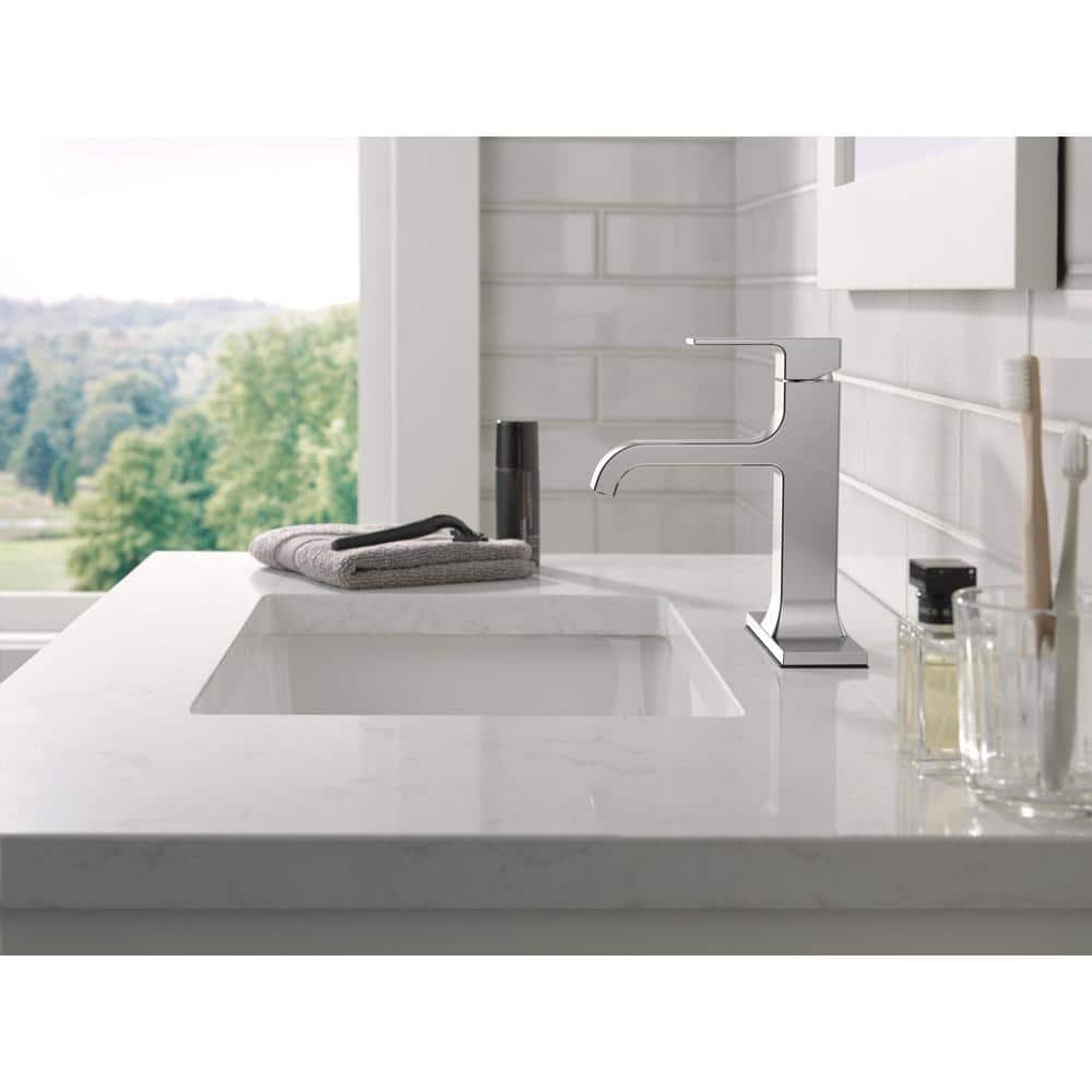 Velum Chrome Single Handle Curved Bathroom Faucet