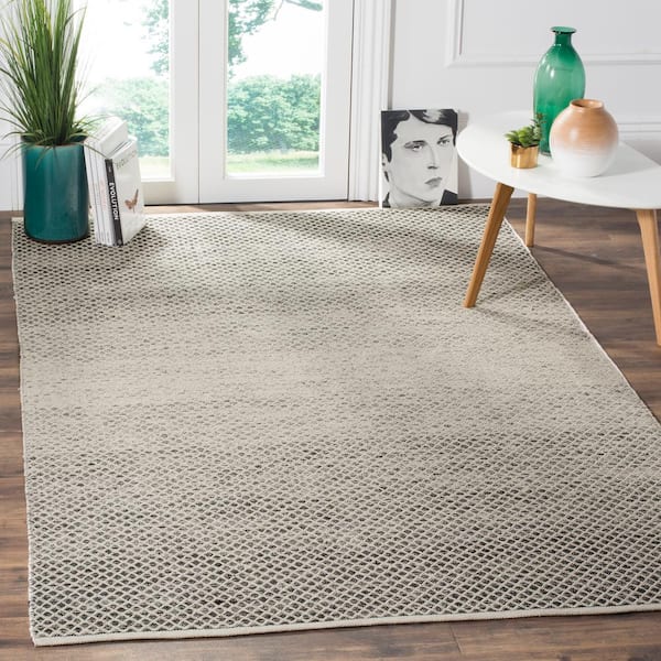 Montauk Black/Ivory 4 ft. x 6 ft. Striped Distressed Geometric Area Rug