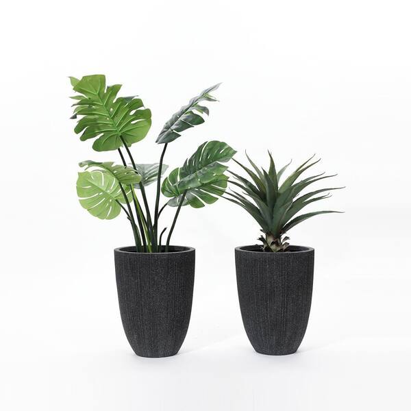 LuxenHome 14.5 in. W x 19.2 in. H Mediterranean Black Tall LuxenHome 14.5 in. W x 19.2 in. H Mediterranean Black Tall