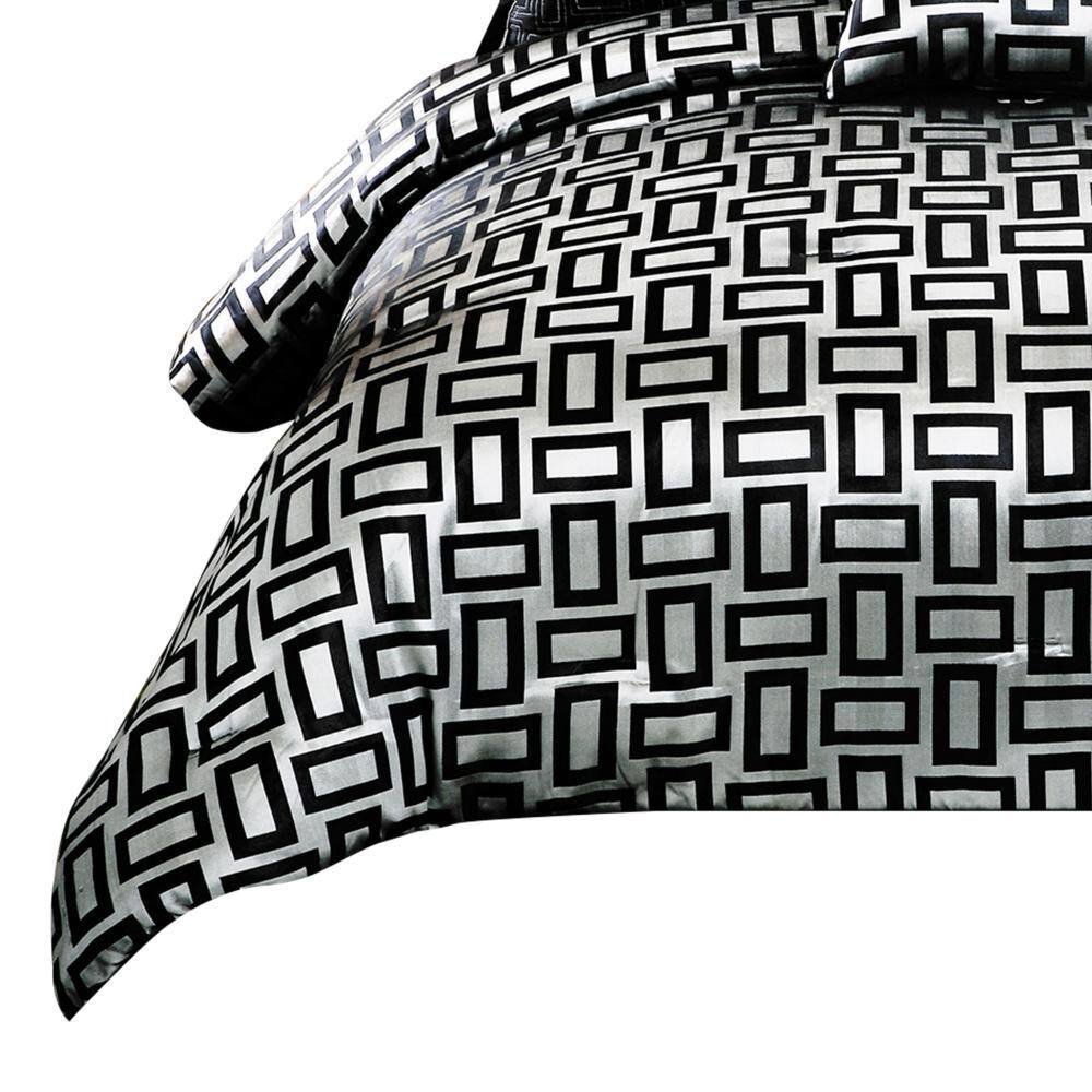 Gray and Black Geometric Polyester Queen Comforter Set