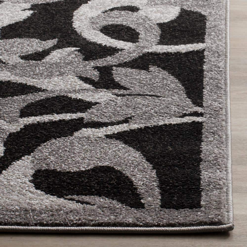 Gray 6' x 9' Stain-Resistant Synthetic Rectangular Rug