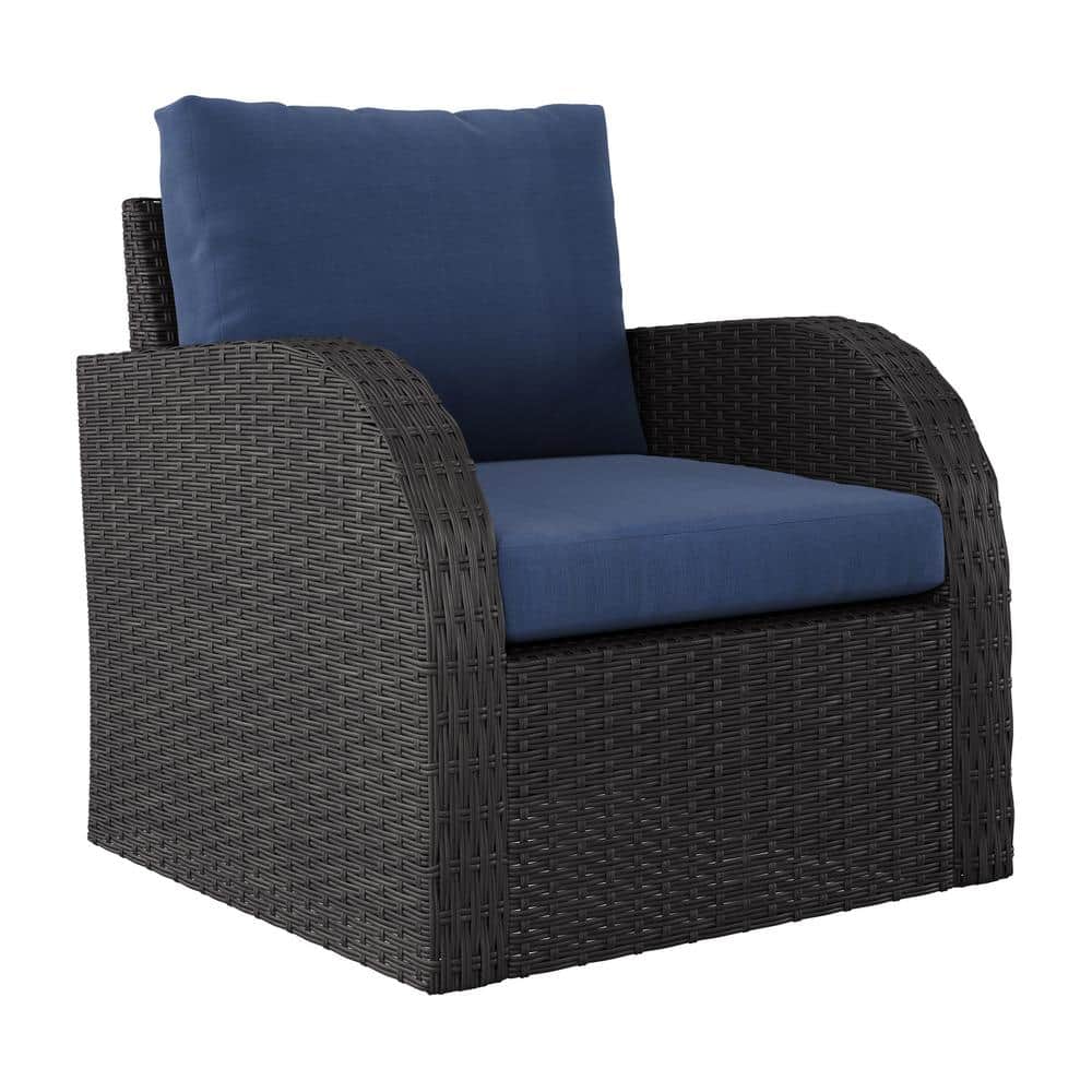 Brisbane Rust-Resistant Wicker Chair with Blue Cushions