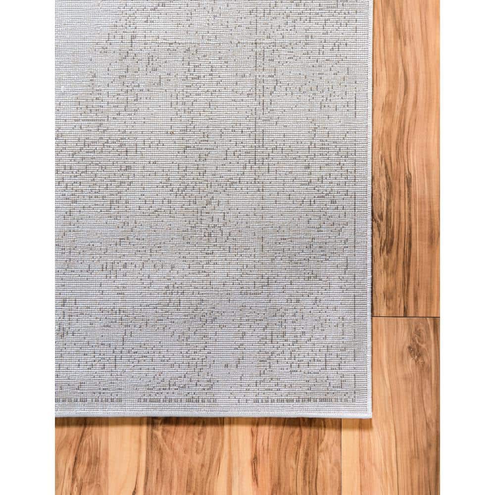 Ivory Medallion Easy-Care 9'x12' Rectangular Synthetic Rug