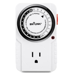 15 Amp 125-Volt 1440-Minutes Indoor Lighting Chronologic Timer with 3 Prong Plug - White