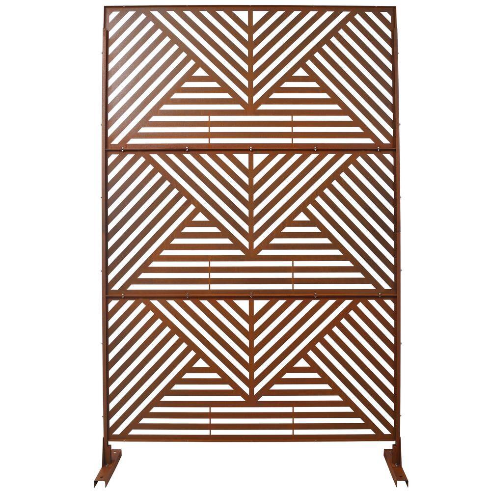 Front view of the rust red metal privacy screen.