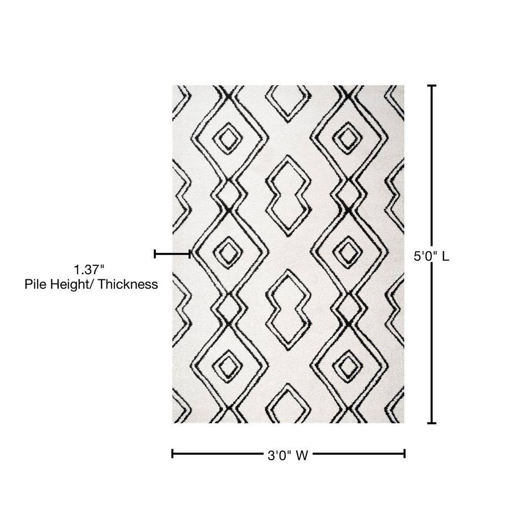 Deia Moroccan Style Diamond Shag White and Black 3' x 5' Area Rug
