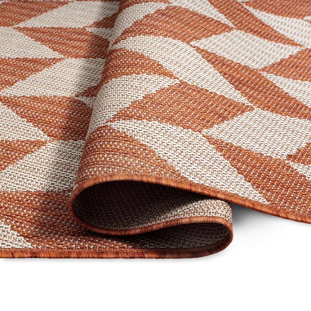 Orange and Ivory Geometric Synthetic Indoor/Outdoor Rug, 6' x 9'