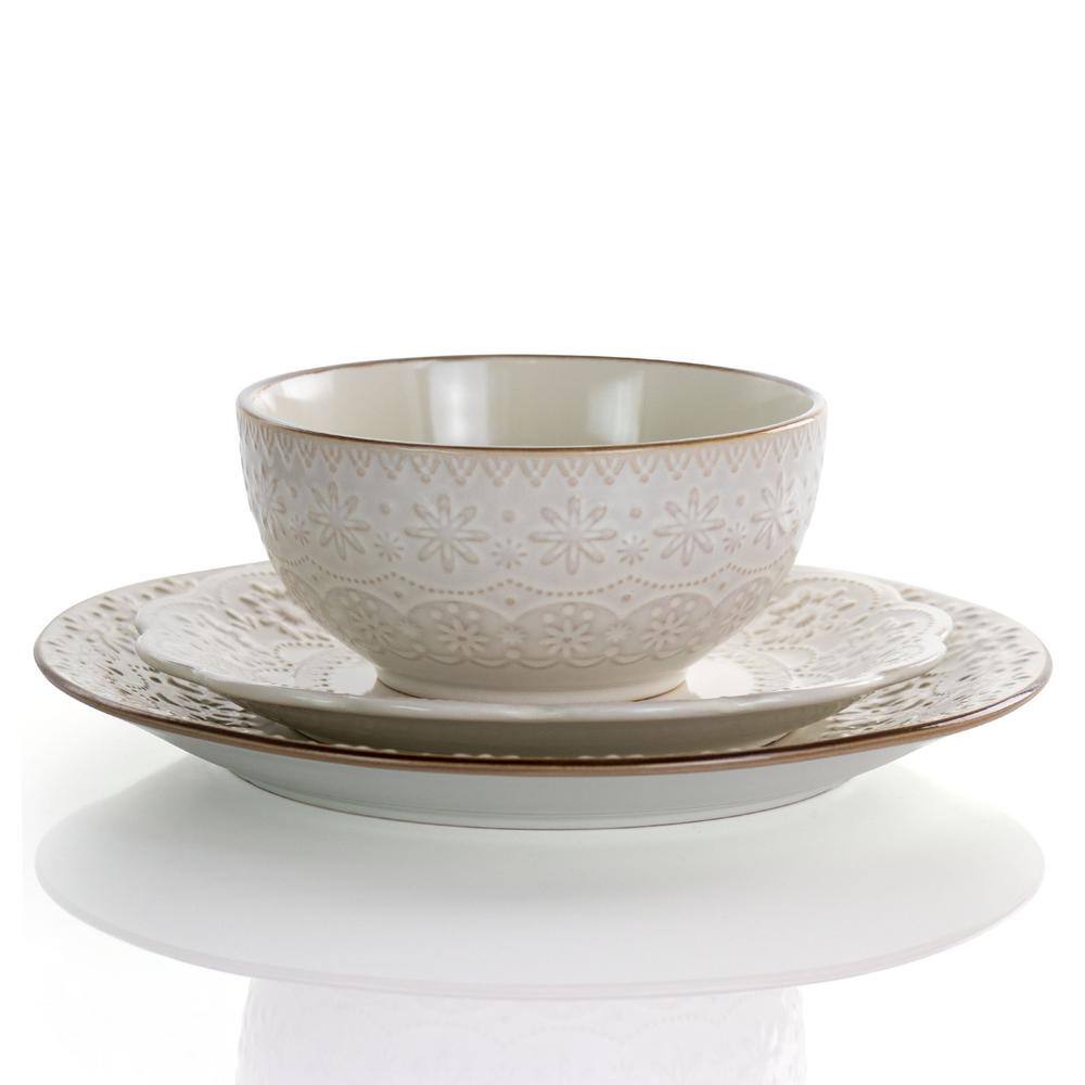 Ivory Embossed Ceramic 16-Piece Dinnerware Set with Scalloped Edges