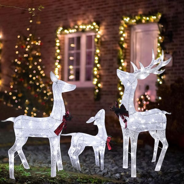 VEIKOUS 4.5 ft. 3D Cool White LED Reindeer Family Christmas ...