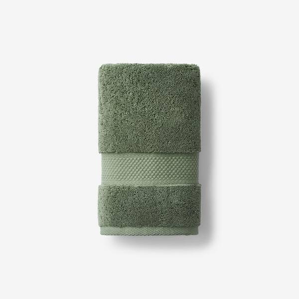 https://images.thdstatic.com/productImages/2d8052bf-845e-440b-811e-6f478f06020a/svn/loden-green-the-company-store-bath-towels-vj94-hand-l-grn-64_600.jpg