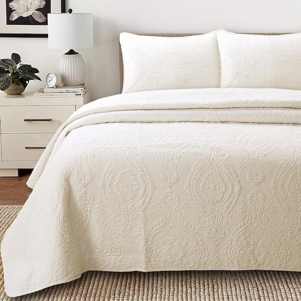 Chic Brocade 3-Piece Ivory Medallion Cotton King Bedding Quilt Set