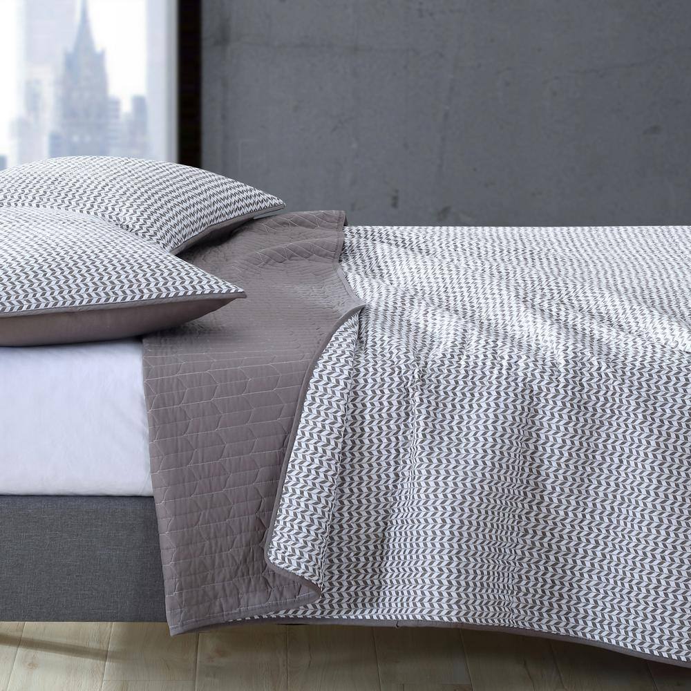 King Size Mink Cotton Reversible Quilt Set