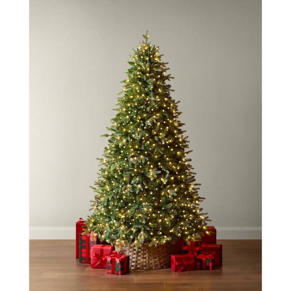 7.5 ft. Sugarland Pine LED Pre-Lit Artificial Christmas Tree